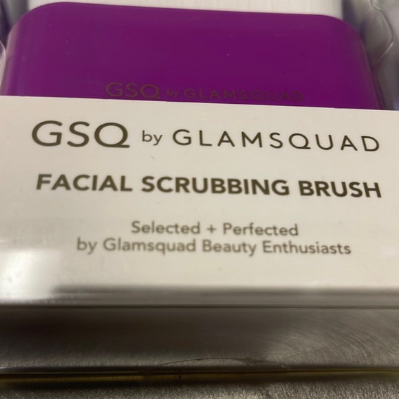 GSQ by Glamsquad Facial Scrubbing Brush - Picture 6 of 8